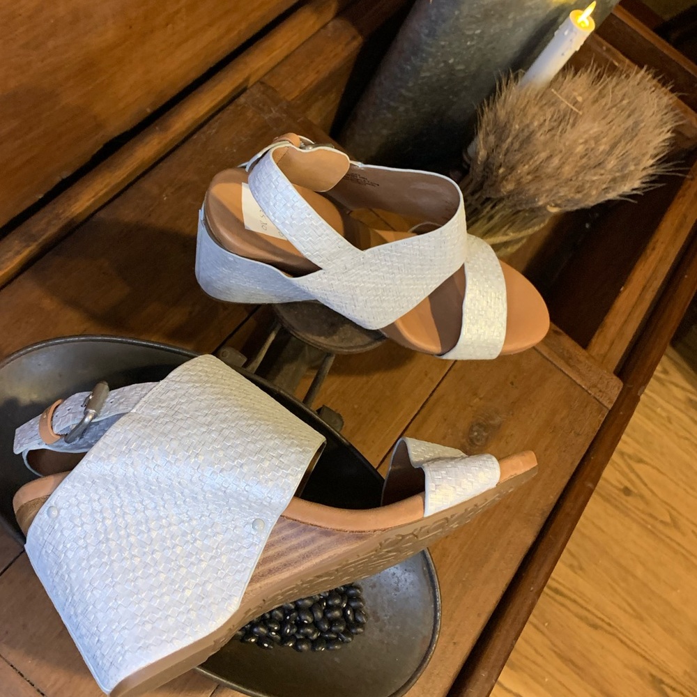 Shoes GENTLE SOULS KENNETH COLE LEATHER Wedge NEW